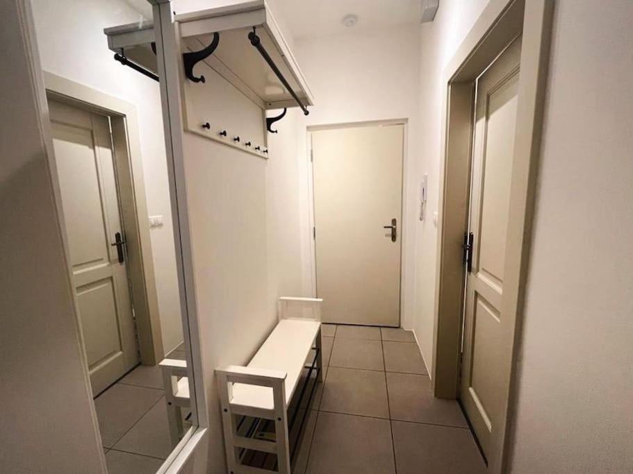 Leger Residence Apartment Прага Екстер'єр фото