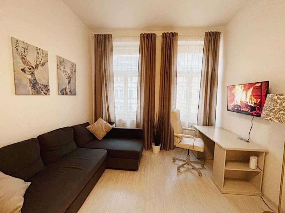 Leger Residence Apartment Прага Екстер'єр фото